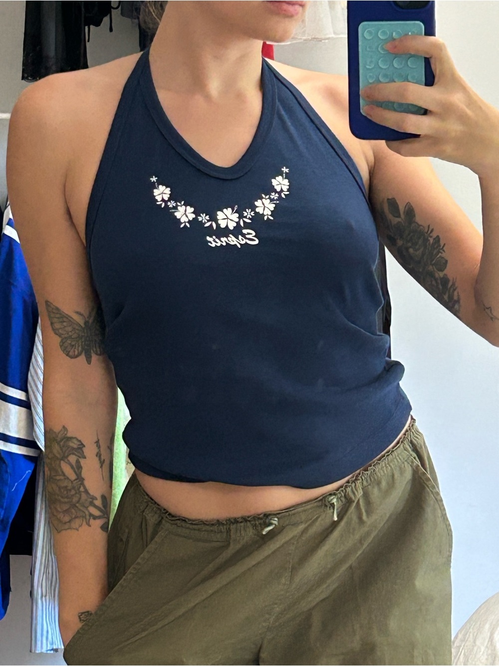 VINTAGE Floral Halter Crop Top - Esprit